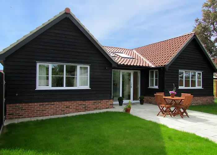 2 Suffolk Cottage, Knodishall - Aldeburgh Coastal Cottages